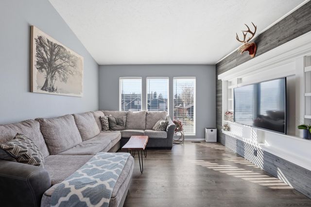 1409 S GLENN Rd, Spokane Valley, WA 99206