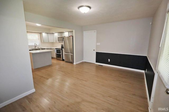 2899 Terri Lane, Newburgh, IN 47630