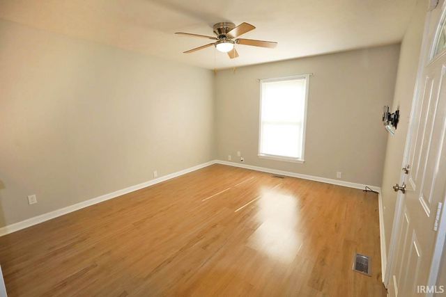 2899 Terri Lane, Newburgh, IN 47630