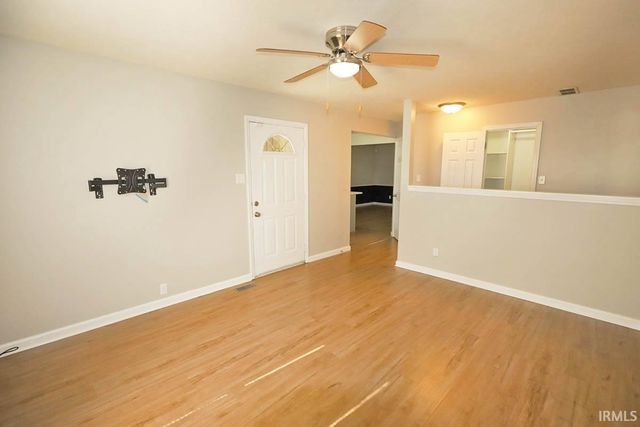 2899 Terri Lane, Newburgh, IN 47630