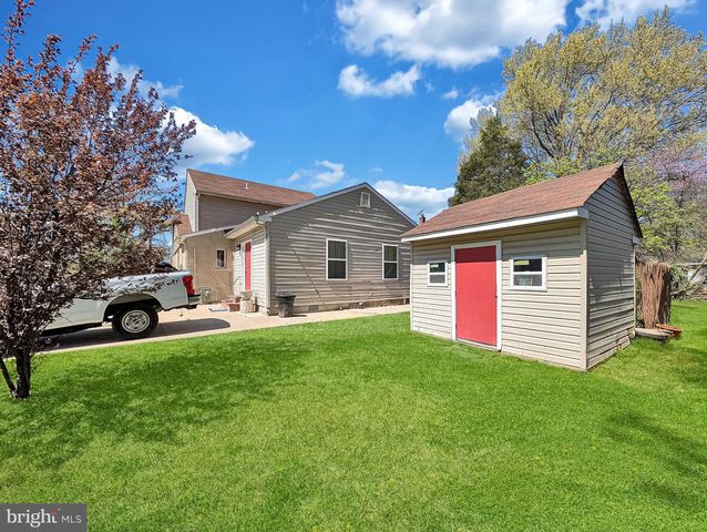 3108 WALTERS LN, District Heights, MD 20747