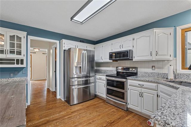 14130 W 113th Terrace, Olathe, KS 66215