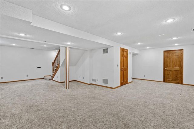 14130 W 113th Terrace, Olathe, KS 66215