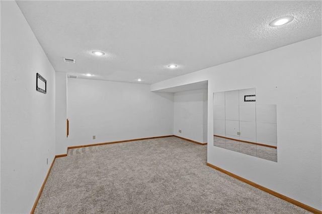 14130 W 113th Terrace, Olathe, KS 66215