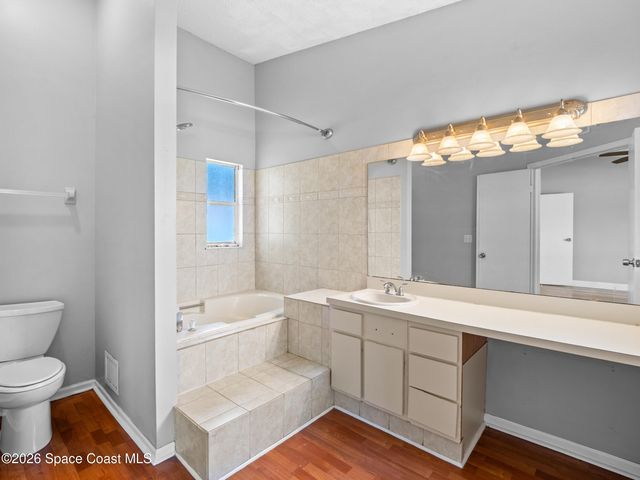 648 Munich Street NW, Palm Bay, FL 32907