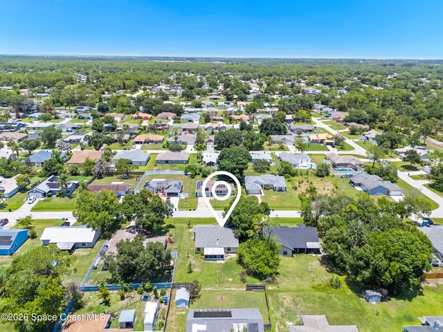 648 Munich Street NW, Palm Bay, FL 32907