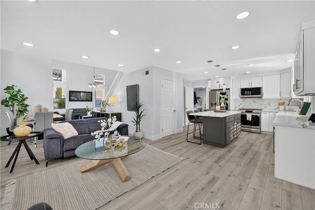 21 Arcilla, Rancho Santa Margarita, CA 92688