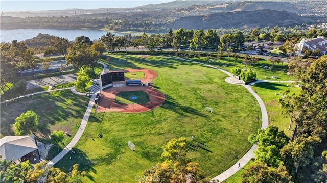 21 Arcilla, Rancho Santa Margarita, CA 92688