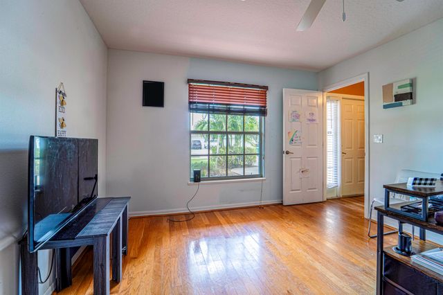 6416 Las Palmas Way, Port St Lucie, FL 34952