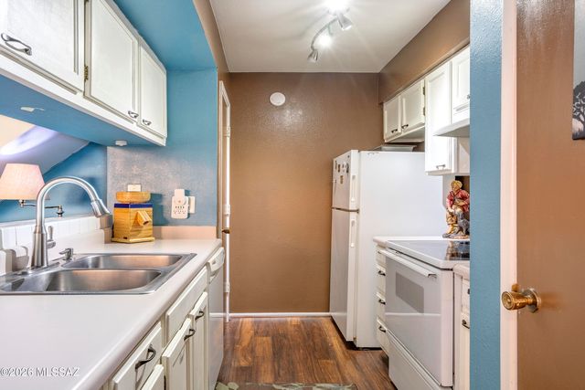 6718 E Calle La Paz Unit C, Tucson, AZ 85715