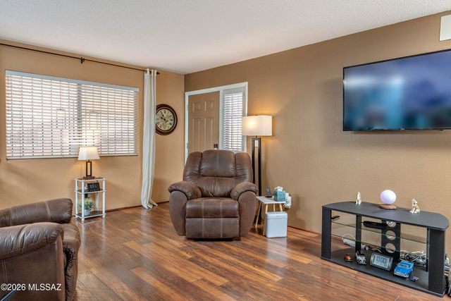 6718 E Calle La Paz Unit C, Tucson, AZ 85715