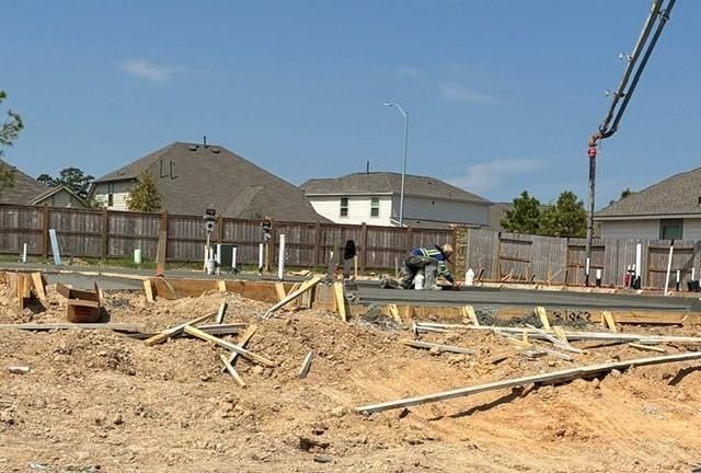 31865 Pecan Cottage Lane, Spring, TX 77386