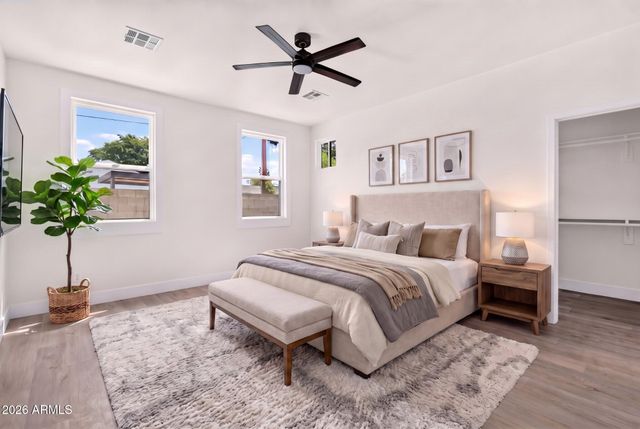4221 E MULBERRY Drive, Phoenix, AZ 85018