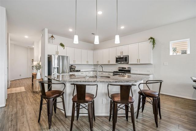 19019 Blossoming Buttercup Drive, Tomball, TX 77377