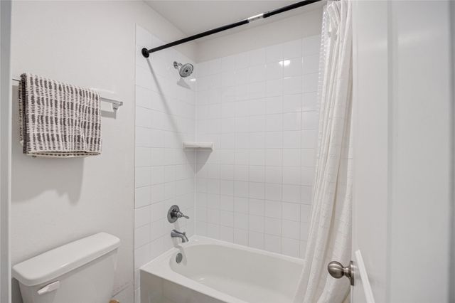 19019 Blossoming Buttercup Drive, Tomball, TX 77377