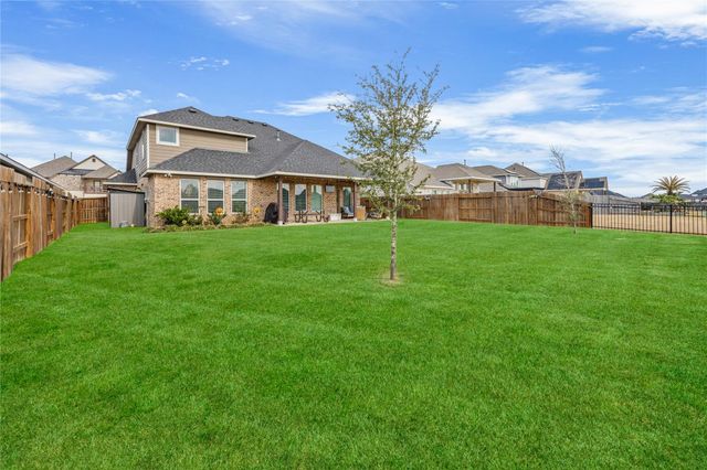 19019 Blossoming Buttercup Drive, Tomball, TX 77377
