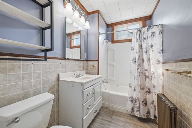 3902 Winterburn Avenue, Greenfield, PA 15207