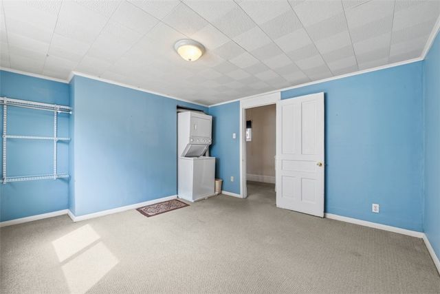 3902 Winterburn Avenue, Greenfield, PA 15207
