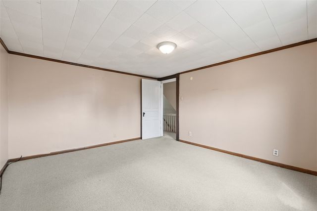 3902 Winterburn Avenue, Greenfield, PA 15207