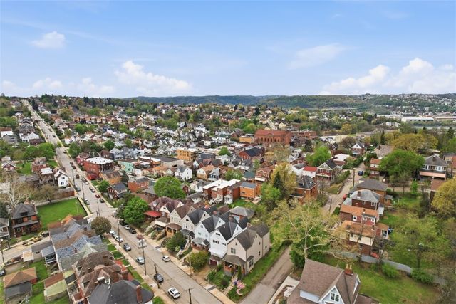 3902 Winterburn Avenue, Greenfield, PA 15207