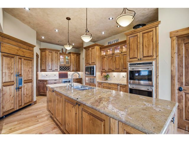 2114 Shoreside Dr, Berthoud, CO 80513