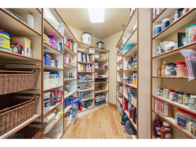 2114 Shoreside Dr, Berthoud, CO 80513