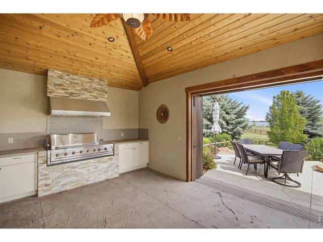 2114 Shoreside Dr, Berthoud, CO 80513