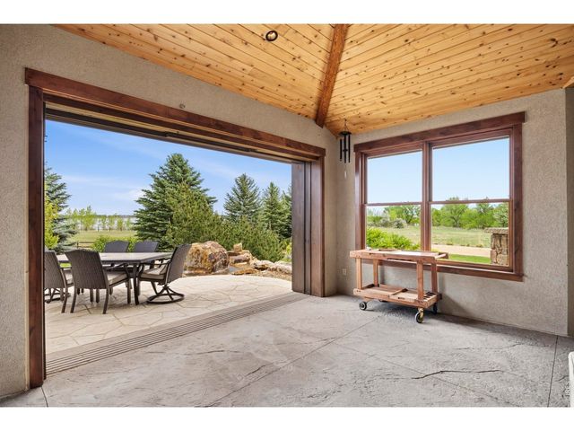 2114 Shoreside Dr, Berthoud, CO 80513
