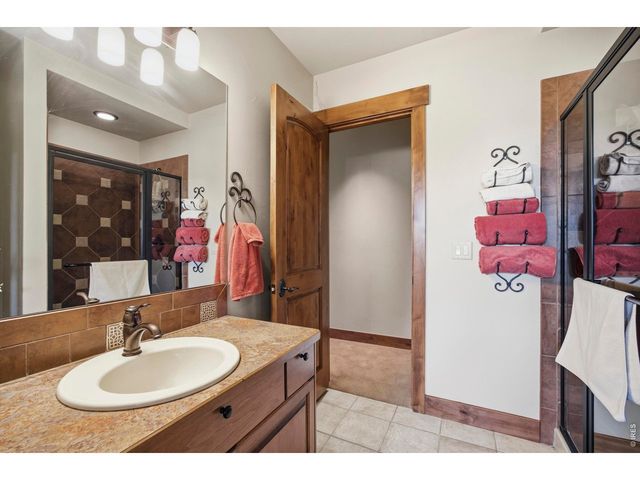 2114 Shoreside Dr, Berthoud, CO 80513