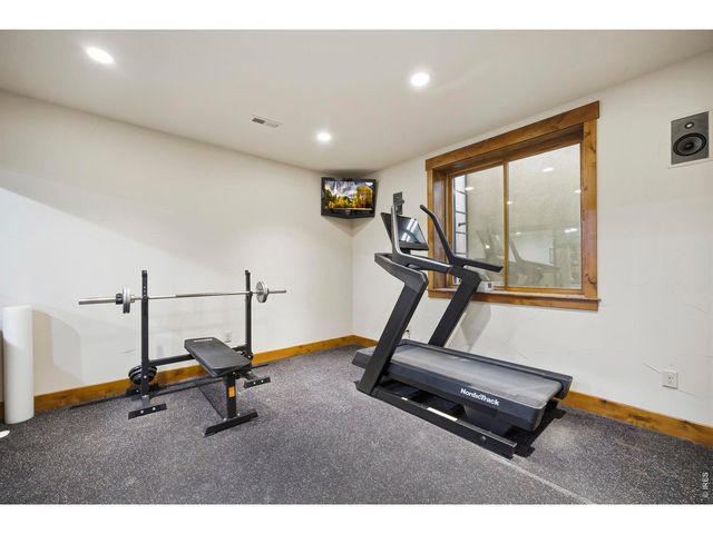2114 Shoreside Dr, Berthoud, CO 80513