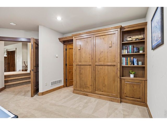 2114 Shoreside Dr, Berthoud, CO 80513