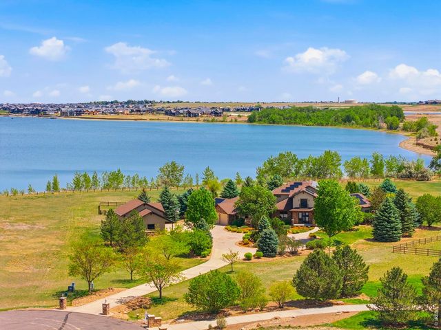 2114 Shoreside Dr, Berthoud, CO 80513
