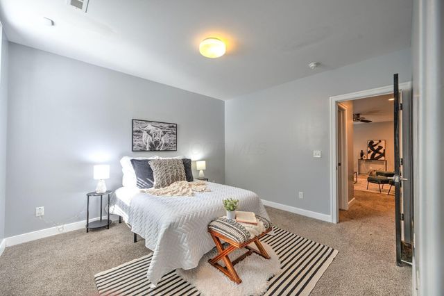 1275 N Grant Avenue, Columbus, OH 43201