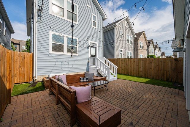 1275 N Grant Avenue, Columbus, OH 43201