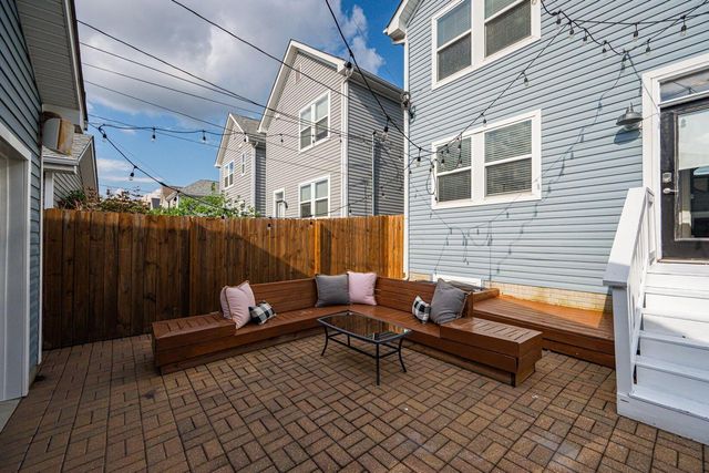 1275 N Grant Avenue, Columbus, OH 43201
