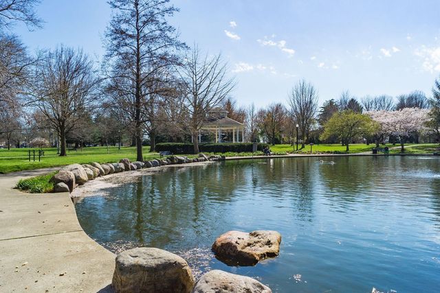 1275 N Grant Avenue, Columbus, OH 43201