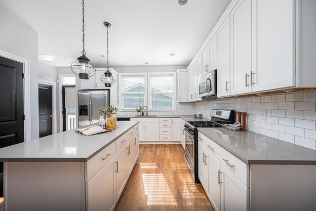 1275 N Grant Avenue, Columbus, OH 43201