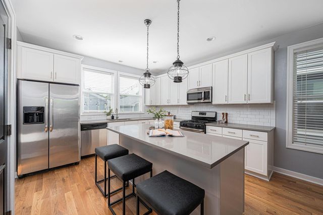 1275 N Grant Avenue, Columbus, OH 43201