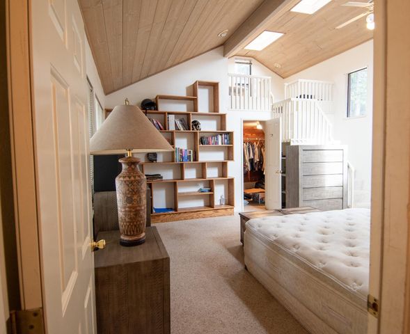 1231 Garnet Ct, Pollock Pines, CA 95726