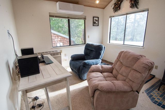 1231 Garnet Ct, Pollock Pines, CA 95726