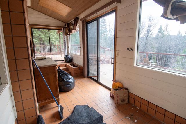 1231 Garnet Ct, Pollock Pines, CA 95726