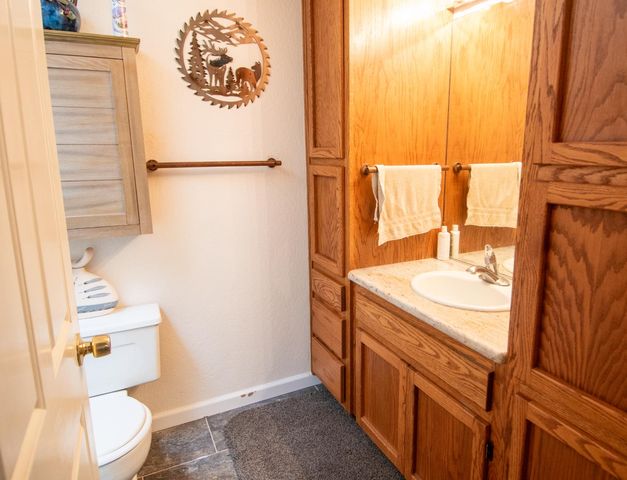 1231 Garnet Ct, Pollock Pines, CA 95726