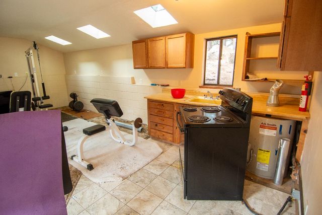 1231 Garnet Ct, Pollock Pines, CA 95726