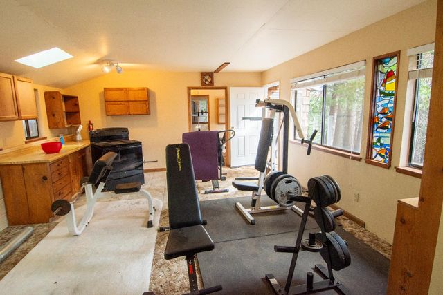 1231 Garnet Ct, Pollock Pines, CA 95726