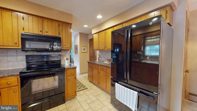 2503 RICKERT RD, Perkasie, PA 18944