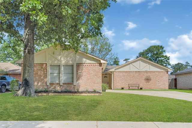 6611 Archgate Drive, Spring, TX 77373