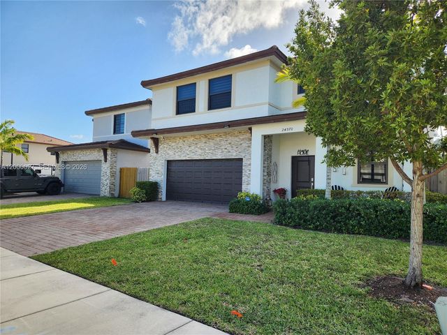 24970 SW 108th Ave, Homestead, FL 33032
