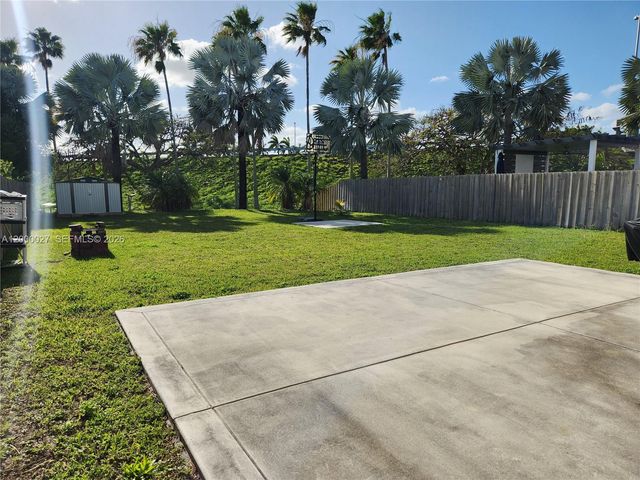 24970 SW 108th Ave, Homestead, FL 33032