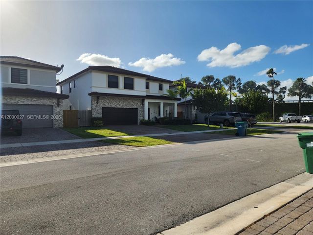 24970 SW 108th Ave, Homestead, FL 33032