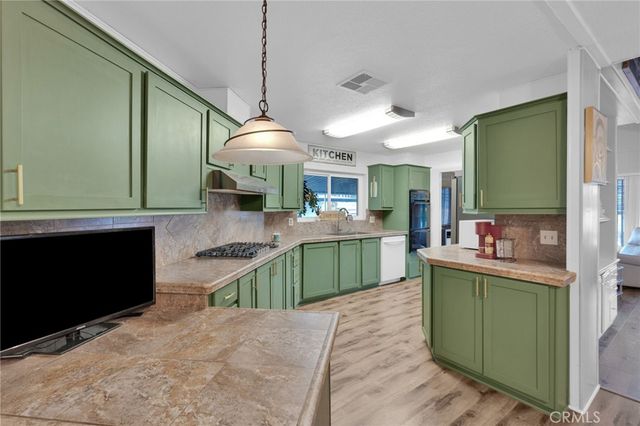 15252 Seneca Rd 343, Victorville, CA 92394